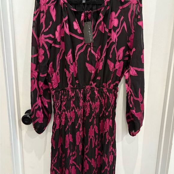 Current Air Black and Pink Floral Long Sleeve Dress - Picture 2 of 5